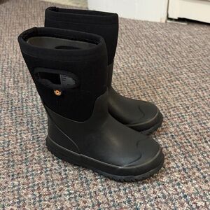 Bogs Kids Black Waterproof Winter Boots size 11T